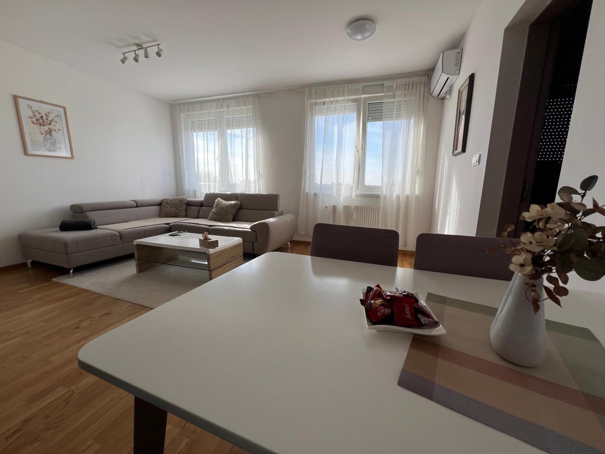 Cozy Apartment Anna Суботиця Екстер'єр фото